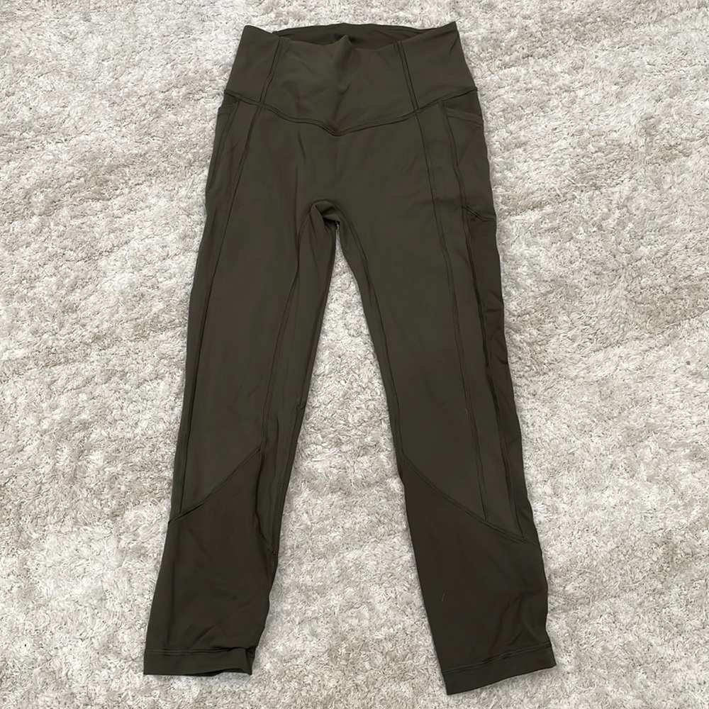 NWOT lululemon ATRP 23 inch